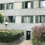 Geneva Bernex - Shared Appartement Roomate Homestay - Tramway 14 Tpg - Viarhona
